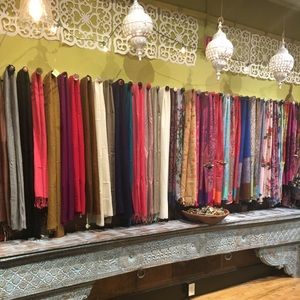 Meet your Posher, Ava